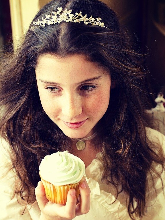 vestidos-de-comunion-nanos-tocados-tiara