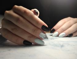 Unas diseños asimetricos