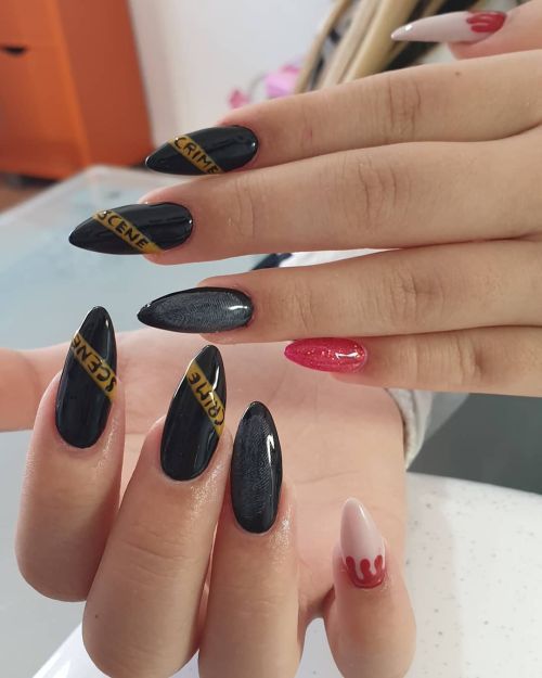 Uñas largas escena del crimen