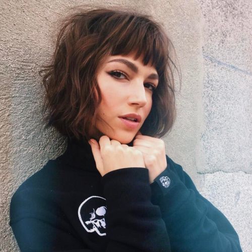 Úrsula Corberó pelo corto con flequillo 