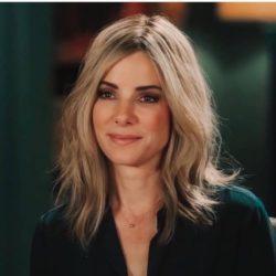 Sandra Bullock media melena desfilado