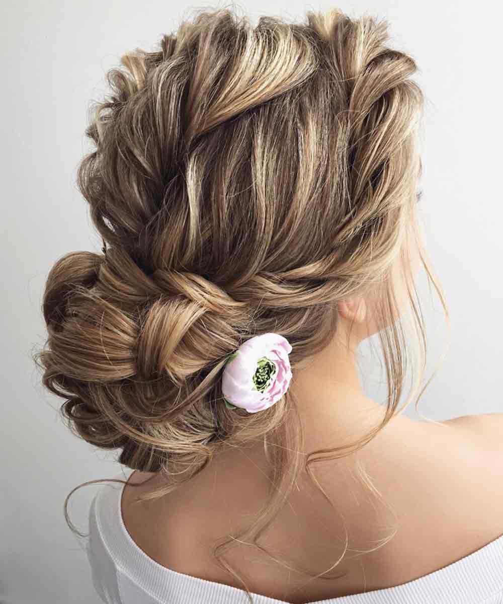 Peinado pelo largo ondulado