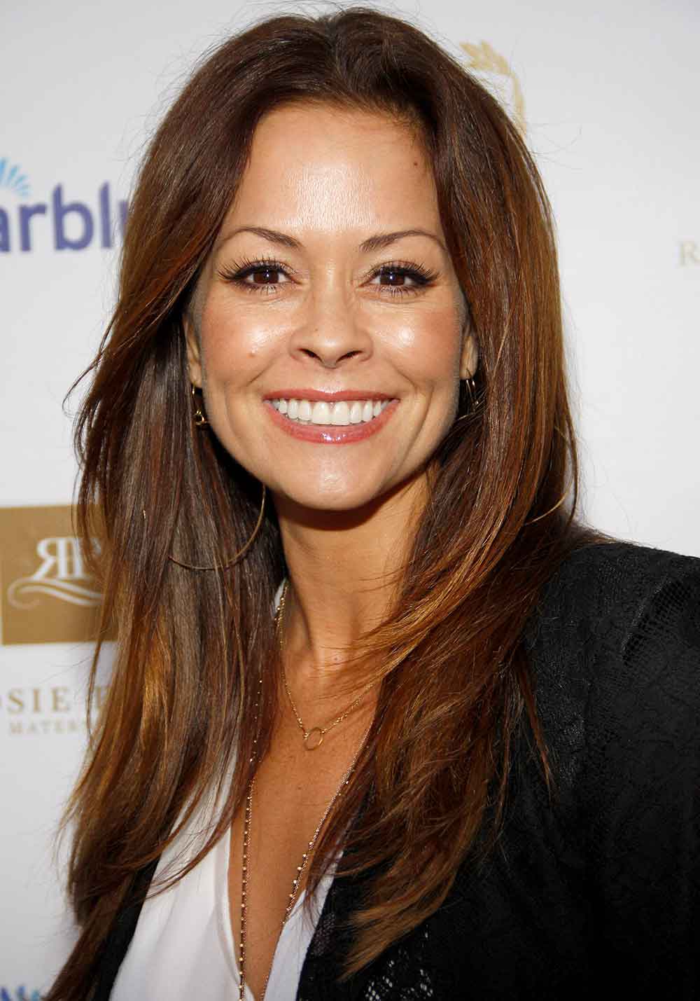 Pelo castaÃ±o rojizo