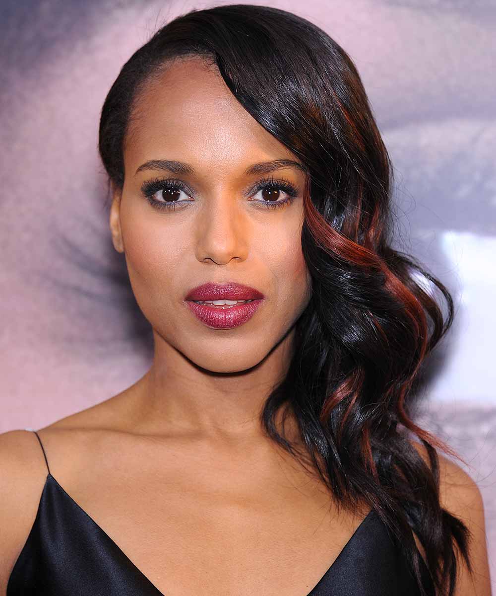 Mechones de pelo rojo