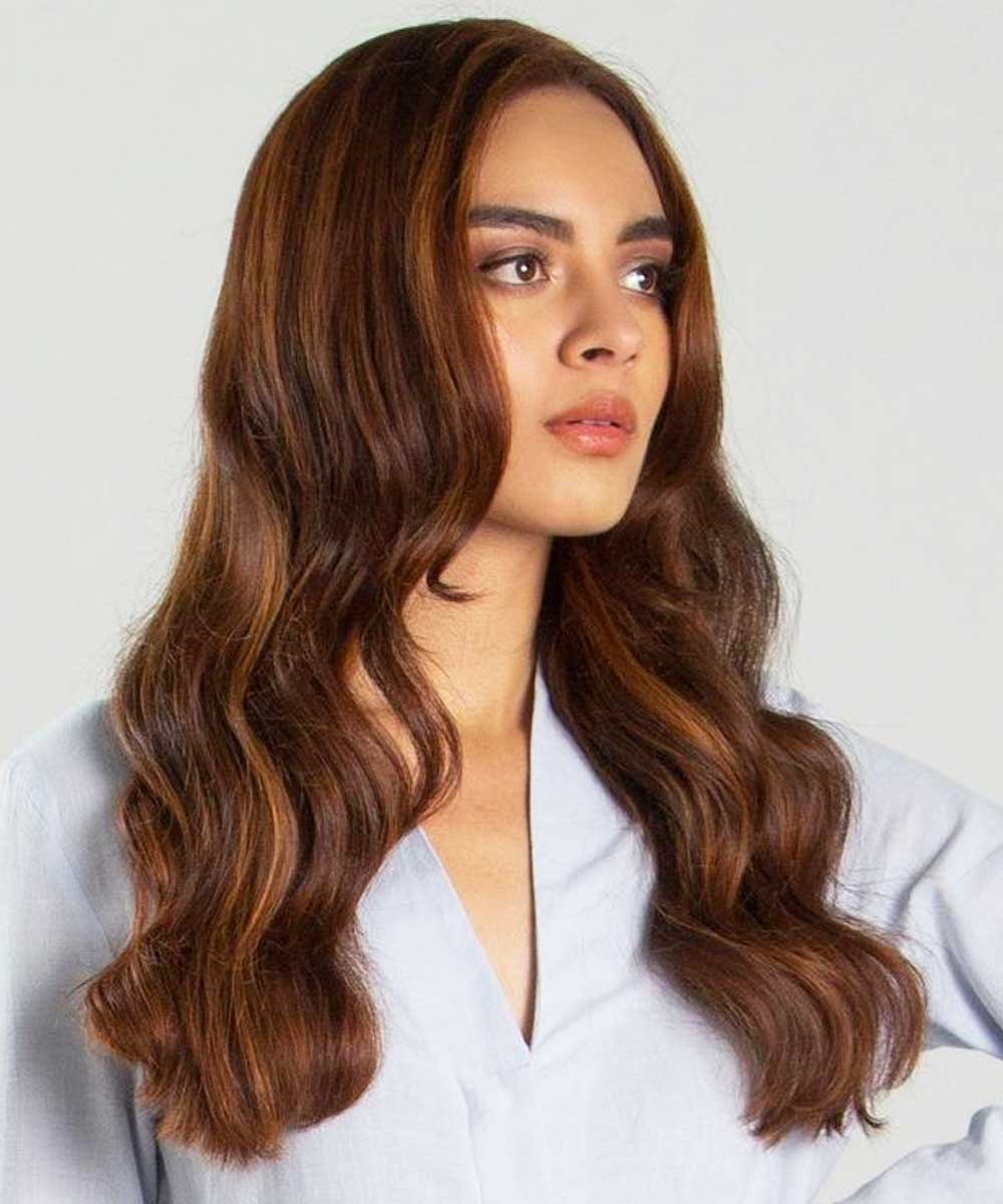 Corte de pelo largo y ondulado hasta el verano