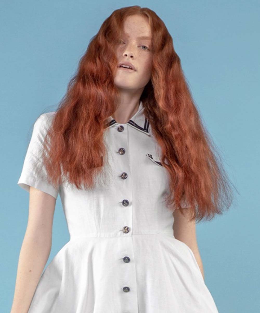 Cortes de pelo largo y ondulado con raya al medio primavera verano