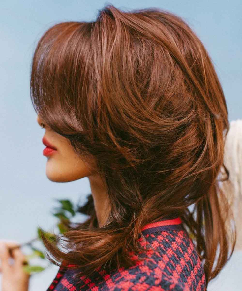 Cortes de pelo escalados quiff medio