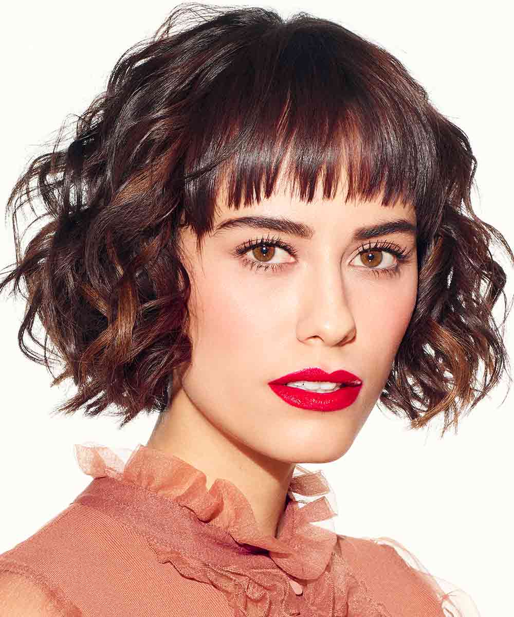 Cortes de pelo medio ondulado flequillo Cortes de pelo medio ondulado flequillo