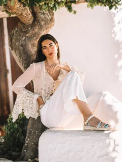 Tendencias 2026: los colores y texturas que reinventan la alpargata clásica femenina